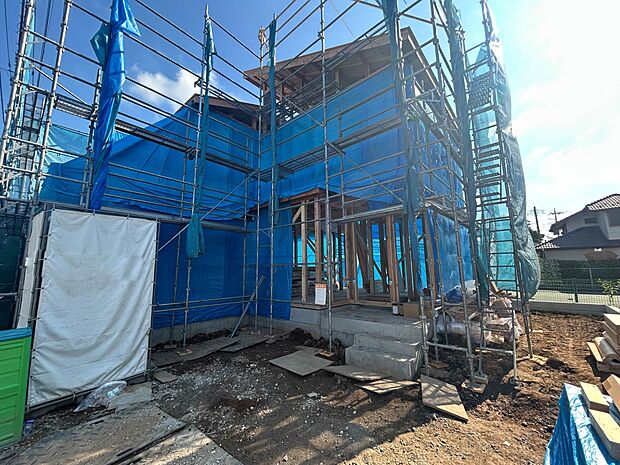 【外観】陽当りや通風性など各所に施された工夫で住みやすさを実現。部屋の大きさや周辺環境・街並など、資料には掲載していない情報が現地にはたくさんございます。是非ご確認下さい。