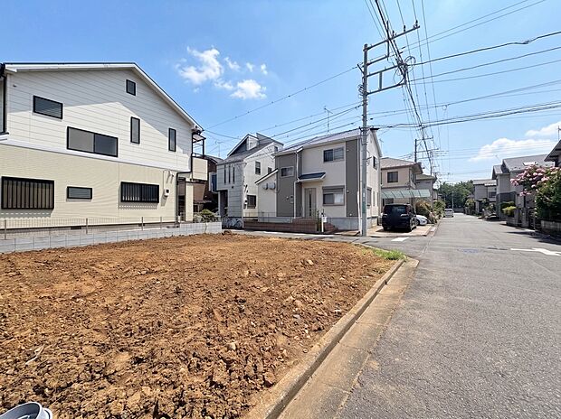【外観】こちらの物件が少しでも気になるようでしたら、お気軽にお問合せください。人生でいちばん大きなお買い物ですので、ゆっくりご見学ください。ネット上の画像と実際の見学では、リアル感がまるで違…
