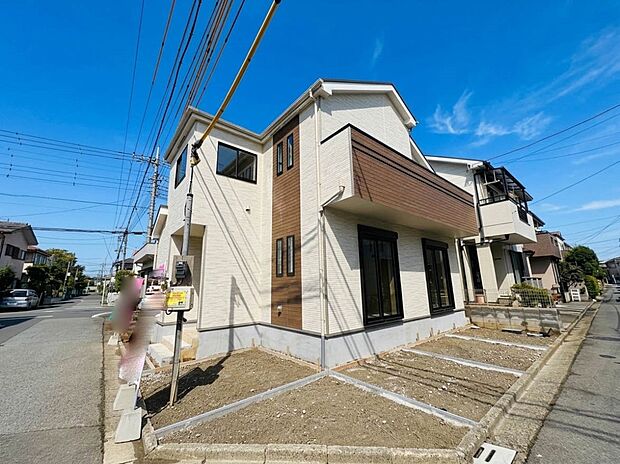 【外観】陽当りや通風性など各所に施された工夫で住みやすさを実現。部屋の大きさや周辺環境・街並など、資料には掲載していない情報が現地にはたくさんございます。是非ご確認下さい。