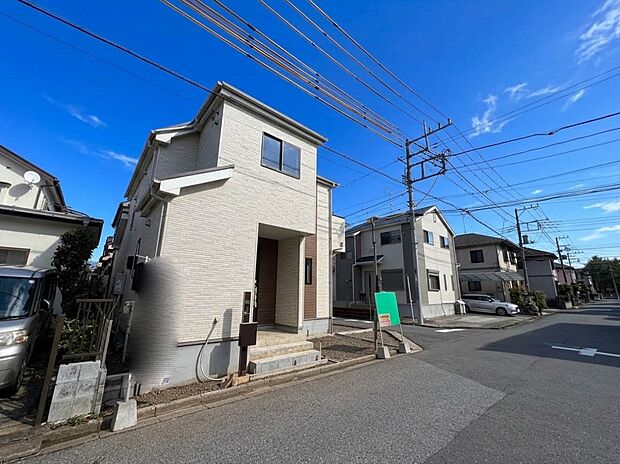 【前面道路】角地です。