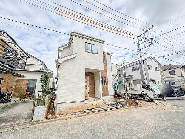 【外観】こちらの物件が少しでも気になるようでしたら、お気軽にお問合せください。人生でいちばん大きなお買い物ですので、ゆっくりご見学ください。ネット上の画像と実際の見学では、リアル感がまるで違…