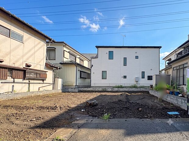 【外観】ここから始まる「日常」はご家族にとってかけがえのない時間となります。少しでも豊かに、快適に。そんな想いから本邸宅は生まれました。