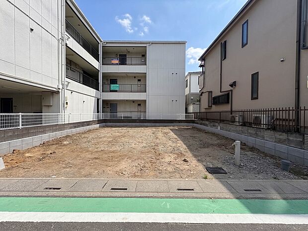 【現地土地写真】周辺環境・街並など、資料には掲載していない情報が現地にはたくさんございます。是非現地をご確認下さい。