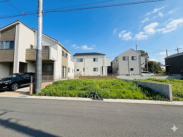 周辺はきれいな分譲地となっており、近隣には新しい分譲地もございます。