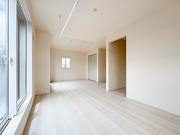 【居室11帖】充実した生活は伸びやかな居室空間から始まります。快適に・伸びやかに。心の潤いを求める方々へ。