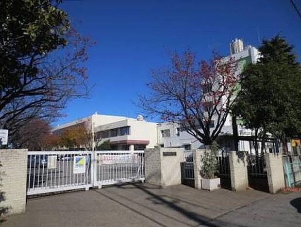 小学校 861m 川口市立在家小学校
