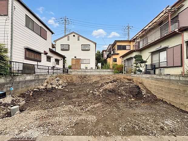 【外観】こちらの物件が少しでも気になるようでしたら、お気軽にお問合せください。人生でいちばん大きなお買い物ですので、ゆっくりご見学ください。ネット上の画像と実際の見学では、リアル感がまるで違…