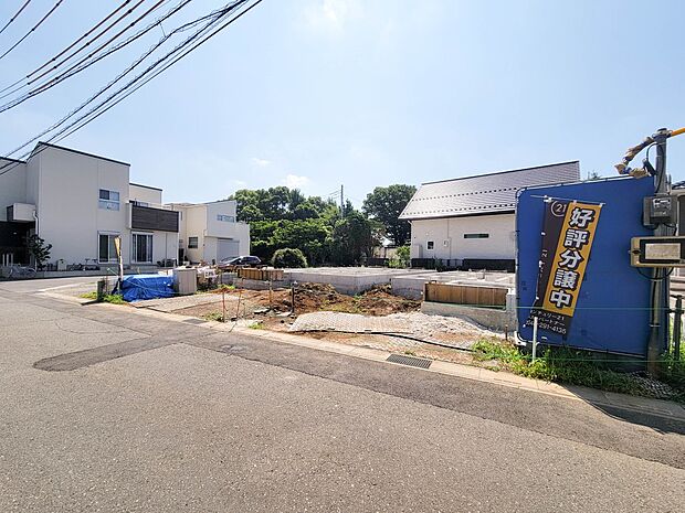 【外観】陽当りや通風性など各所に施された工夫で住みやすさを実現。部屋の大きさや周辺環境・街並など、資料には掲載していない情報が現地にはたくさんございます。是非ご確認下さい。
