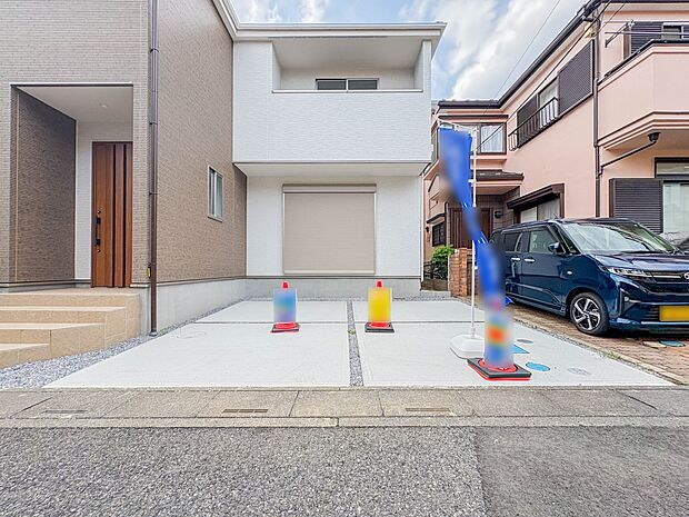 【駐車場】毎日の生活にマイカーが必須という方は、購入を検討する際、駐車場があることは大事な条件です。毎日の通勤や家族の送迎、買い物やお出かけなどクルマのある暮らしを満喫したい方は要チェック。…