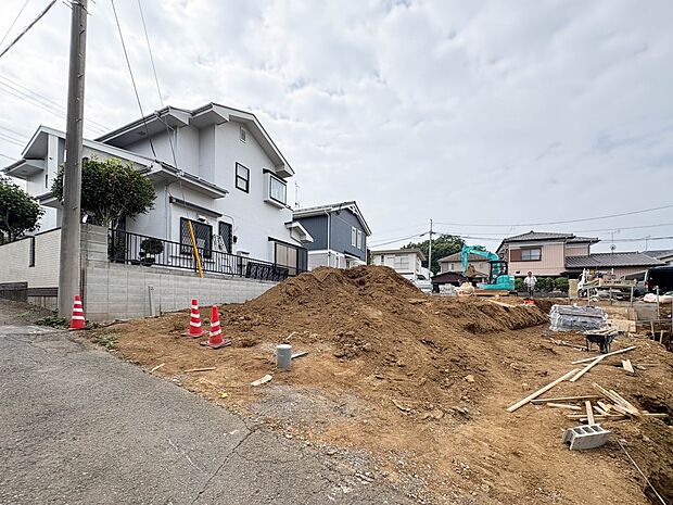 【外観】こちらの物件が少しでも気になるようでしたら、お気軽にお問合せください。人生でいちばん大きなお買い物ですので、ゆっくりご見学ください。ネット上の画像と実際の見学では、リアル感がまるで違…