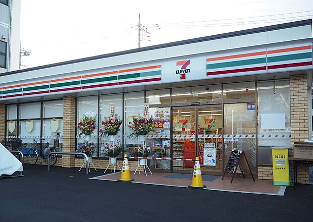 コンビニ 400m セブン-イレブン さいたま天沼中央通り店(セブン-イレブン さいたま天沼中央通り店まで徒歩約6分)