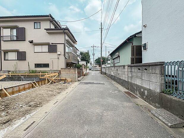 【前面道路】家の良し悪しだけでなく周辺環境も重要なポイント。※青空はイメージです。