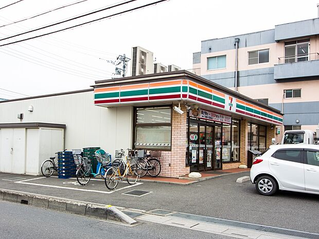 コンビニ 850m セブンイレブンさいたま田島7丁目店(セブンイレブンさいたま田島7丁目店(セブンイレブンは近くて便利を掲げています。近くとは、心の近さ。便利とはモノが期待以上の品質でお客さ…