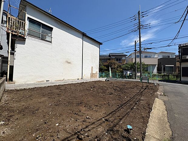【外観】こちらの物件が少しでも気になるようでしたら、お気軽にお問合せください。人生でいちばん大きなお買い物ですので、ゆっくりご見学ください。ネット上の画像と実際の見学では、リアル感がまるで違…