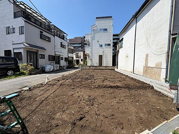 【外観】陽当りや通風性など各所に施された工夫で住みやすさを実現。部屋の大きさや周辺環境・街並など、資料には掲載していない情報が現地にはたくさんございます。是非ご確認下さい。