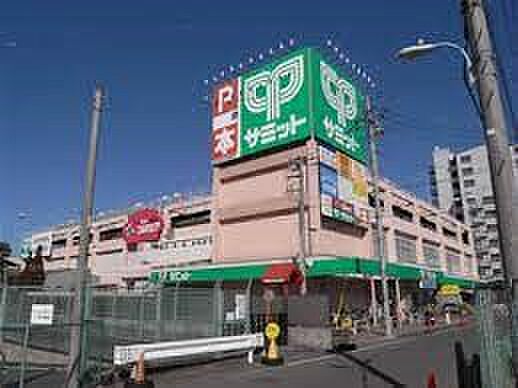 スーパー 900m サミットストア東浦和店(私たちは、あなたの街のスーパーマーケット、をキーフレーズにしているスーパーチェーンです。食料品と家庭用品で、おいしさ満足、生活満足を毎日応援してい…