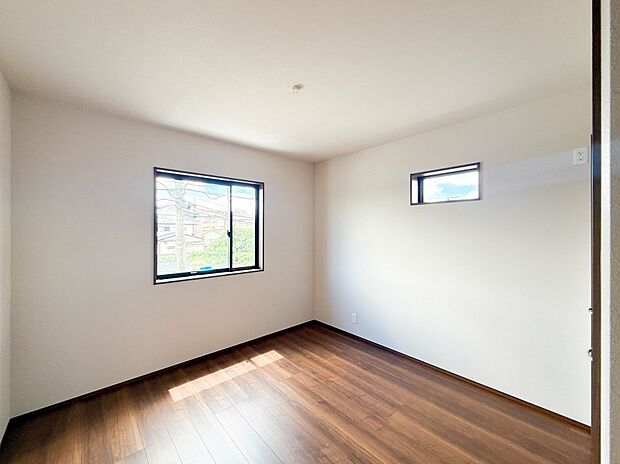 【洋室】お子様のお部屋にぴったりなスペース