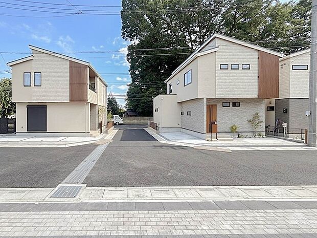 車の通行が少ないので、静かな住環境を維持することができます。