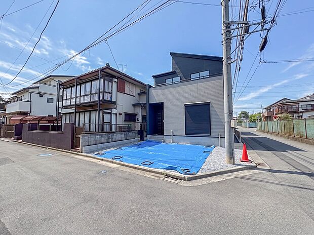 【外観】陽当りや通風性など各所に施された工夫で住みやすさを実現。部屋の大きさや周辺環境・街並など、資料には掲載していない情報が現地にはたくさんございます。是非ご確認下さい。