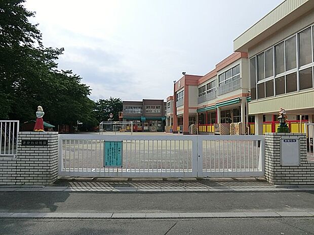 幼稚園・保育園 1000m さかわ幼稚園(いわゆる「お勉強幼稚園」ではなく、幼少期に必要な「外遊び」や、とにかく元気にのびのびとお友達と仲良く過ごせる幼稚園を目指しています。預かり保育も有料…