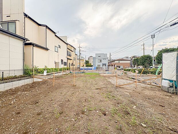 【現地土地写真】家は一生のお買物。自分ならではの家族ならではの、家にしたい。書斎を設ける。子どものプレイングルームを設ける。趣味のオーディオルームを設置する。夢を追うオンリーワンの家です。