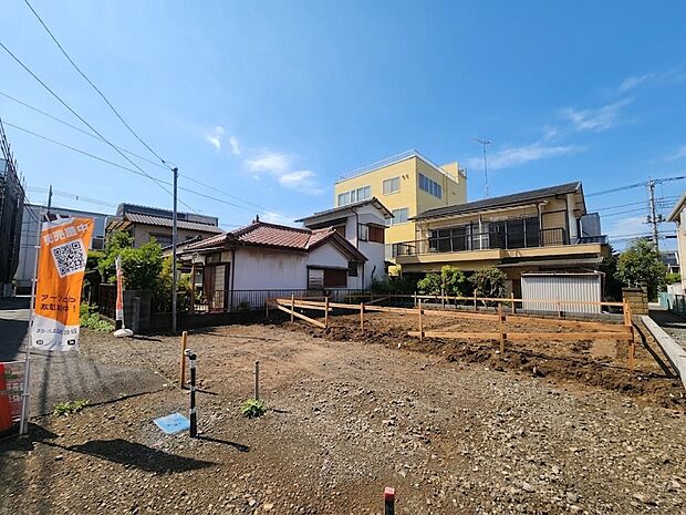 【外観】家族の温かさと陽光の暖かさ、楽しい毎日と明るい未来を予感させる「空間が織り成すひとつ先の住み心地」を演出します。