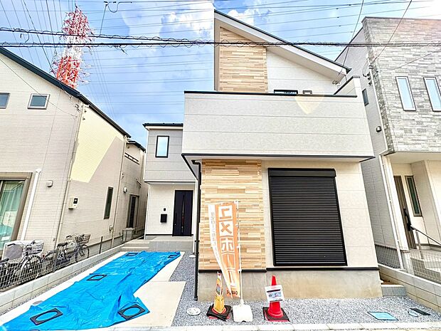 【外観】家族の温かさと陽光の暖かさ、楽しい毎日と明るい未来を予感させる「空間が織り成すひとつ先の住み心地」を演出します。