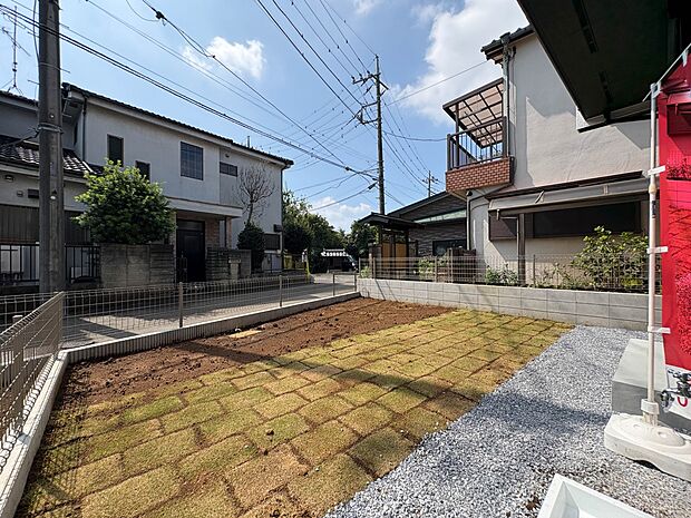 【庭】プランター等をおいてガーデニングが楽しめます。