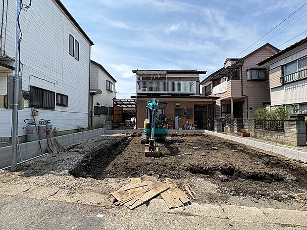 【外観】こちらの物件が少しでも気になるようでしたら、お気軽にお問合せください。人生でいちばん大きなお買い物ですので、ゆっくりご見学ください。ネット上の画像と実際の見学では、リアル感がまるで違…