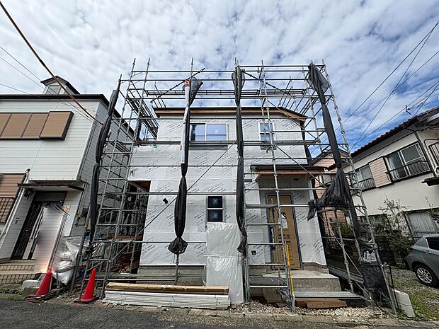 【外観】陽当りや通風性など各所に施された工夫で住みやすさを実現。部屋の大きさや周辺環境・街並など、資料には掲載していない情報が現地にはたくさんございます。是非ご確認下さい。