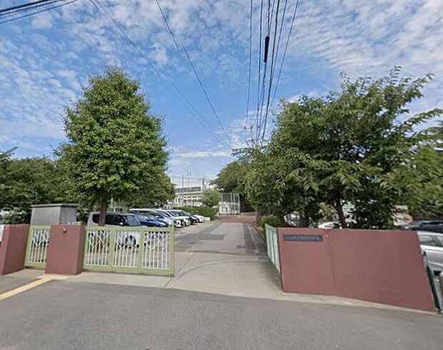 中学校 1900m 安行中学校