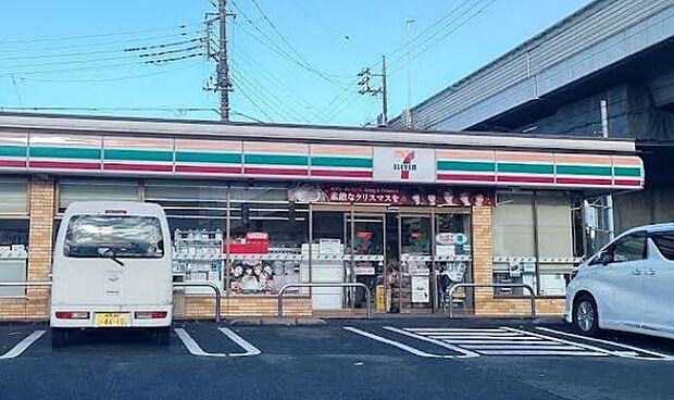 コンビニ 270m セブン-イレブン 川口安行慈林北店(セブン-イレブン 川口安行慈林北店まで徒歩約7分)
