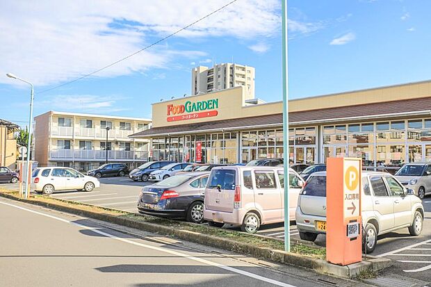 スーパー 620m フードガーデン日進店