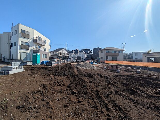 【ぜひ現地をご確認下さい】陽当りや通風性など各所に施された工夫で住みやすさを実現。部屋の大きさや周辺環境・街並など、資料には掲載していない情報が現地にはたくさんございます。是非ご確認下さい。…