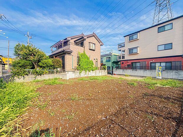 【現地土地】周辺環境・街並など、資料には掲載していない情報が現地にはたくさんございます。是非現地をご確認下さい。