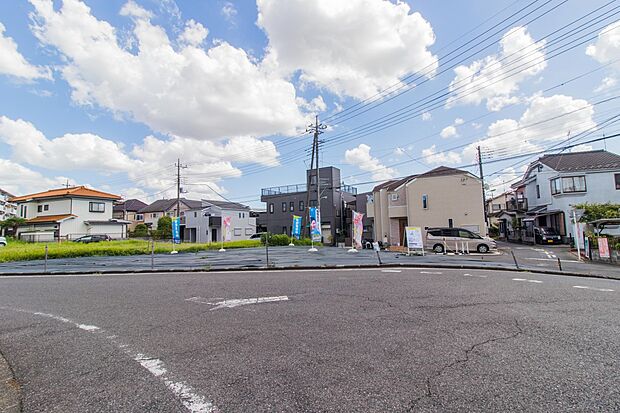 【外観】モデル棟のご案内も可能です。ぜひ、現地と近隣の施工例を御見学ください。