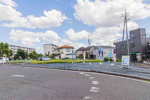【外観】モデル棟のご案内も可能です。ぜひ、現地と近隣の施工例を御見学ください。