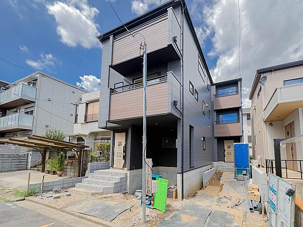 こちらの物件が少しでも気になるようでしたら、お気軽にお問合せください。人生でいちばん大きなお買い物ですので、ゆっくりご見学ください。ネット上の画像と実際の見学では、リアル感がまるで違います。…