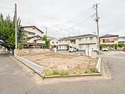 【玄関】こちらの物件が少しでも気になるようでしたら、お気軽にお問合せください。人生でいちばん大きなお買い物ですので、ゆっくりご見学ください。ネット上の画像と実際の見学では、リアル感がまるで違…