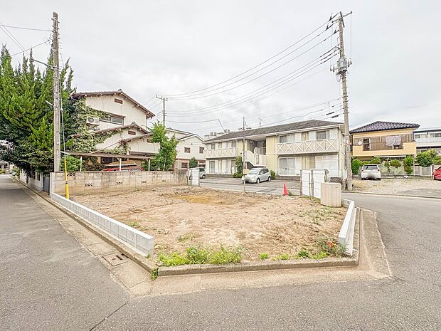 【玄関】こちらの物件が少しでも気になるようでしたら、お気軽にお問合せください。人生でいちばん大きなお買い物ですので、ゆっくりご見学ください。ネット上の画像と実際の見学では、リアル感がまるで違…