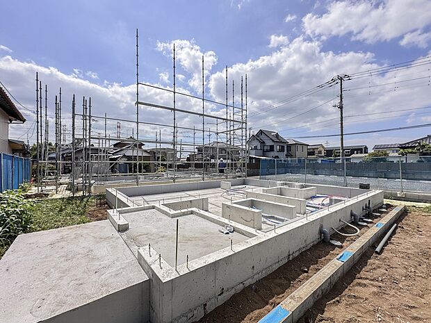 【外観】こちらの物件が少しでも気になるようでしたら、お気軽にお問合せください。人生でいちばん大きなお買い物ですので、ゆっくりご見学ください。ネット上の画像と実際の見学では、リアル感がまるで違…
