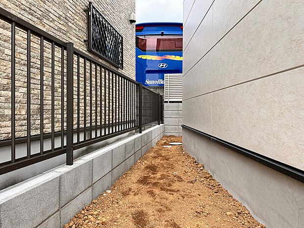 【庭】庭がある戸建てに住む楽しみのひとつは、自分たちの好みに合わせて、家庭菜園や庭づくりができることでしょう。