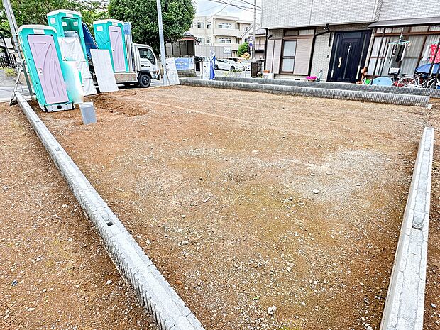 【外観】家族の温かさと陽光の暖かさ、楽しい毎日と明るい未来を予感させる「空間が織り成すひとつ先の住み心地」を演出します。