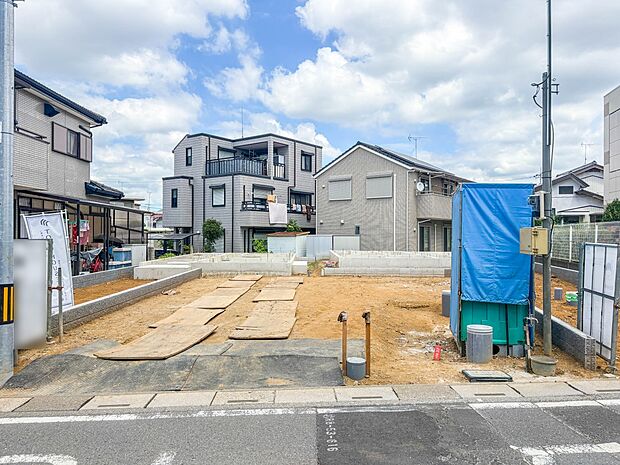 【外観】周辺環境・街並など、資料には掲載していない情報が現地にはたくさんございます。是非現地をご確認下さい。