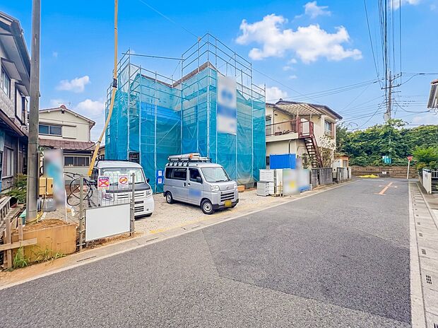 【外観】家族の温かさと陽光の暖かさ、楽しい毎日と明るい未来を予感させる「空間が織り成すひとつ先の住み心地」を演出します。