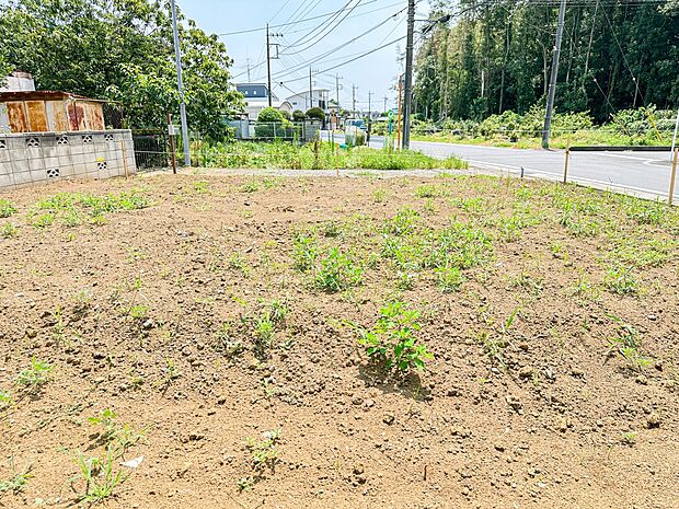 【外観】こちらの物件が少しでも気になるようでしたら、お気軽にお問合せください。人生でいちばん大きなお買い物ですので、ゆっくりご見学ください。ネット上の画像と実際の見学では、リアル感がまるで違…