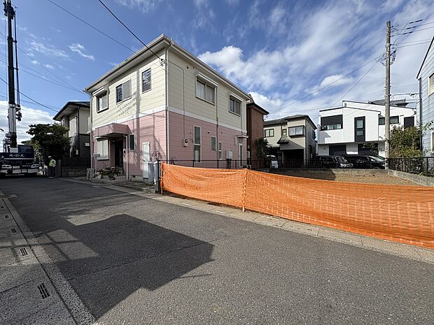 【外観】モデル棟のご案内も可能です。ぜひ、現地と近隣の施工例を御見学ください。