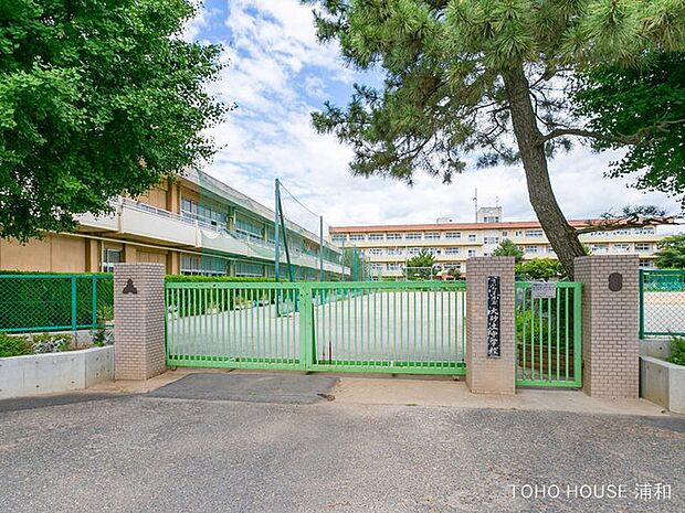 中学校 1070m さいたま市立大砂土中学校
