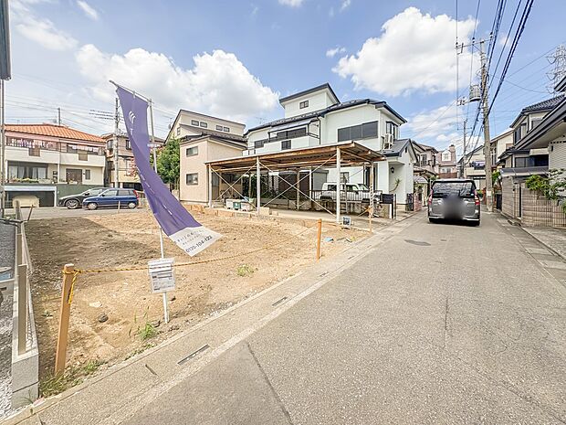 1号棟【前面道路4ｍ】車の通行が少ないので、静かな住環境を維持することができます。