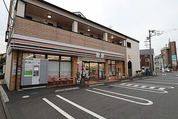 コンビニ 450m セブンイレブン領家店(セブンイレブンは近くて便利を掲げています。近くとは、心の近さ。便利とはモノが期待以上の品質でお客さまに届くこと。セブン銀行など新しいサービスを積極的…